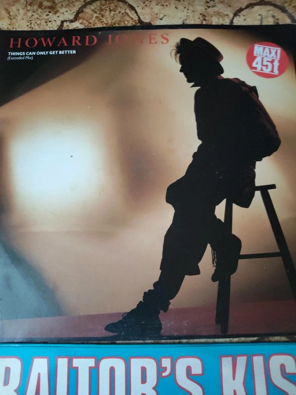 Vignyle howard jones -(extended mix)le maxi 45 tourt