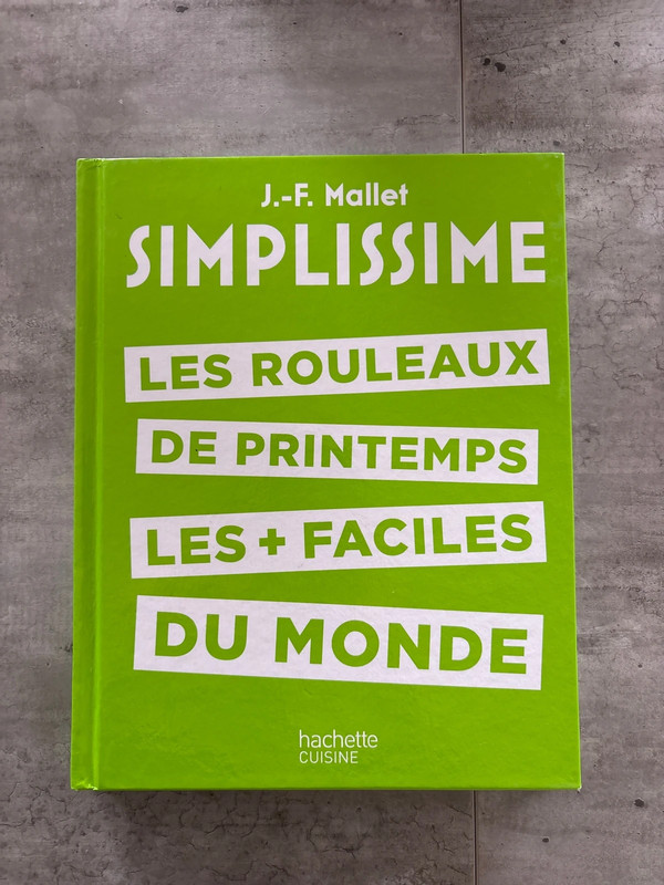 Livre rouleaux de printemps