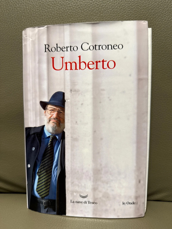 Libro su Umberto Eco Umberto ed La Nave di Teseo