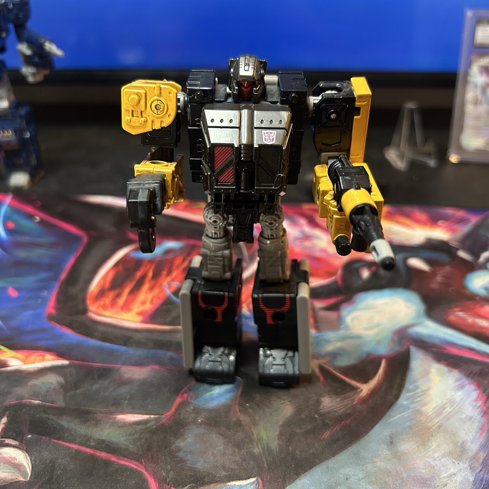 Transformers War for Cybertron Earthrise Ironworks Deluxe Class Action Figure