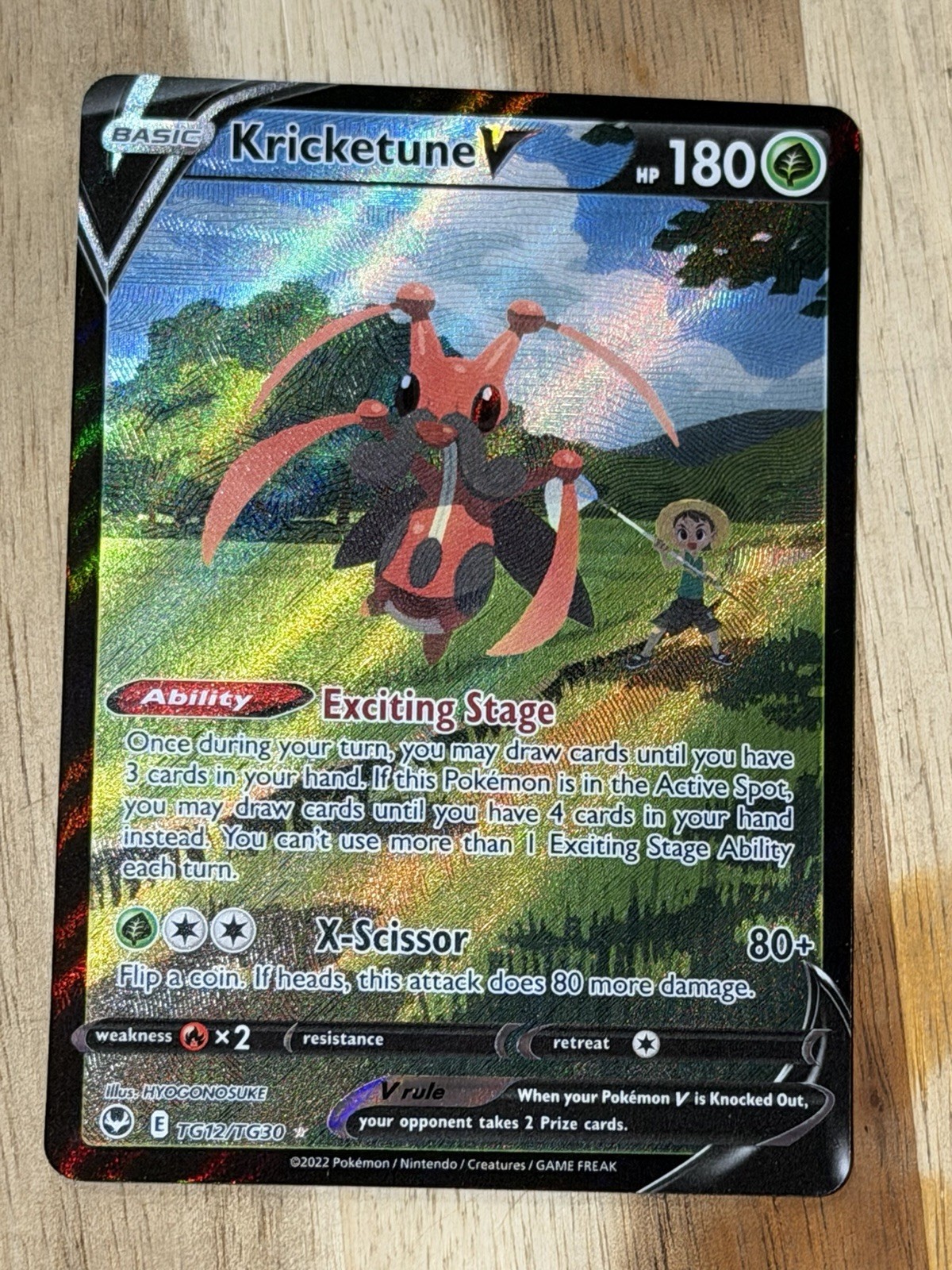 Carta Pokemon TCG TG12/TG30 Kricketune V Full Art Holo rara quasi nuova/come nuova