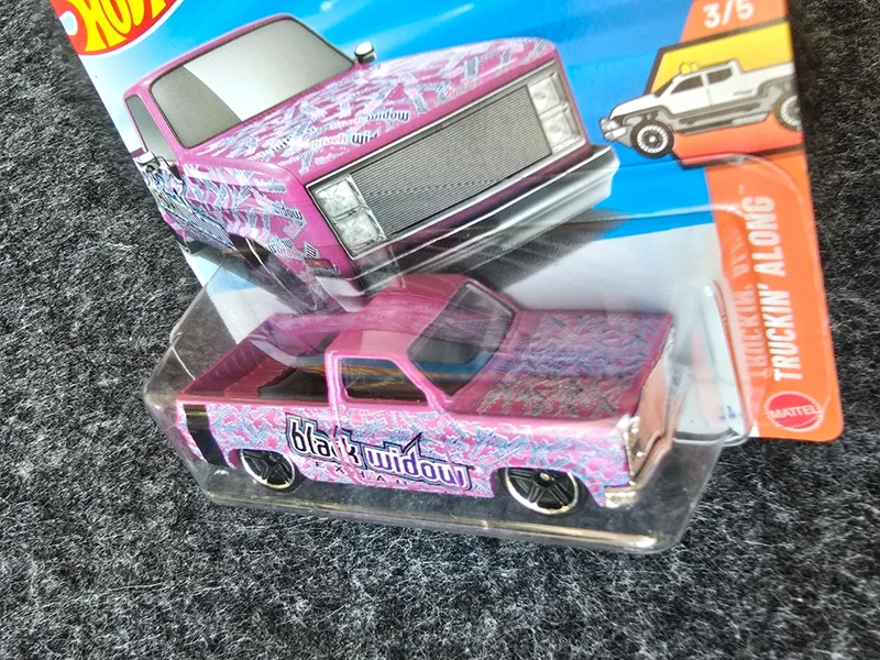 Hot Wheels - '83 Chevy Silverado (Truckin' Along)