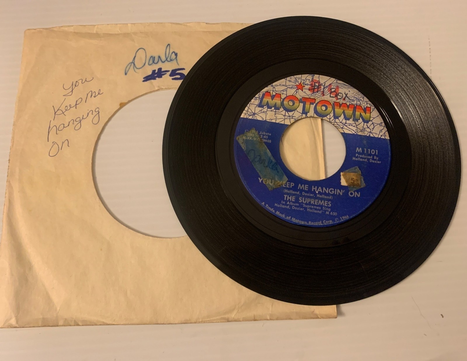 1966 Motown 45 RPM Vinyl Record The Supremes "You Keep Me Hangin On" 
