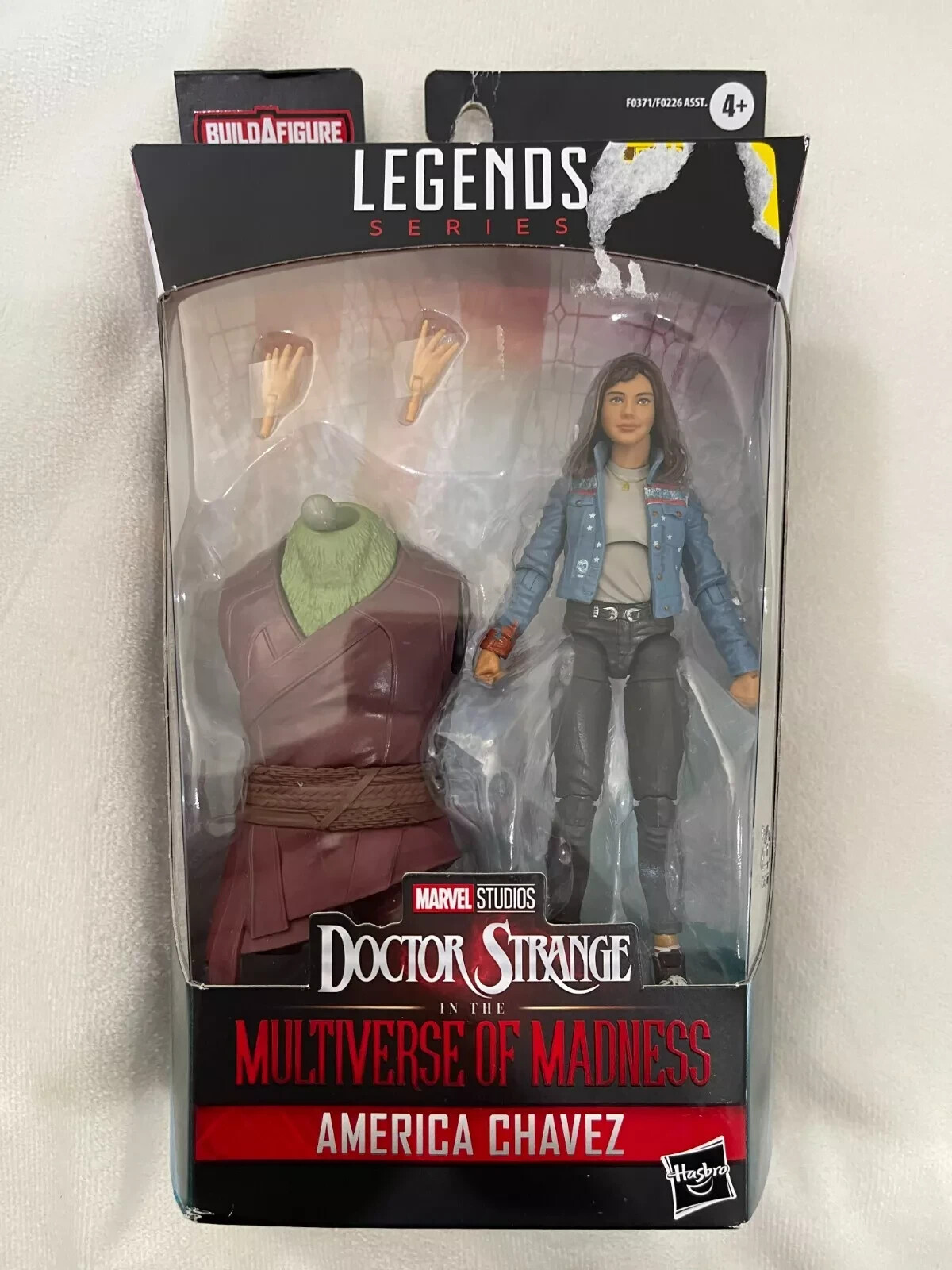 Hasbro Marvel Legends Series Modellino America Chavez 6"
