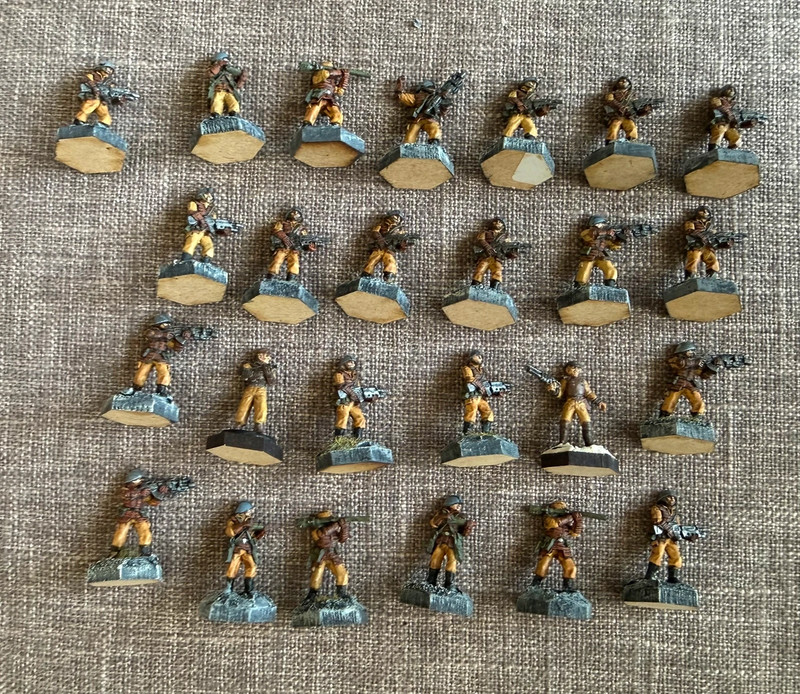 25x Ral Partha Battletroops Infantry Kurita