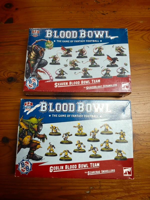 Lot 2 équipes Blood Bowl Skaven + Goblin Games Workshop