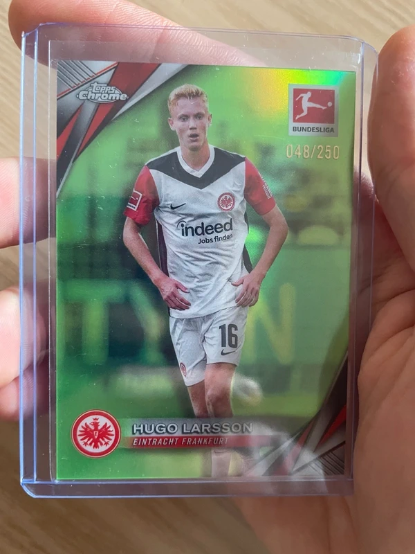 Hugo Larsson Topps Chrome Bundesliga Green 048/250 Eintracht Frankfurt