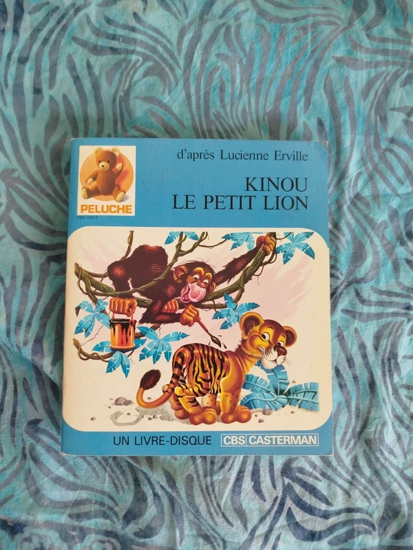 Livre disque Kinou le petit lion