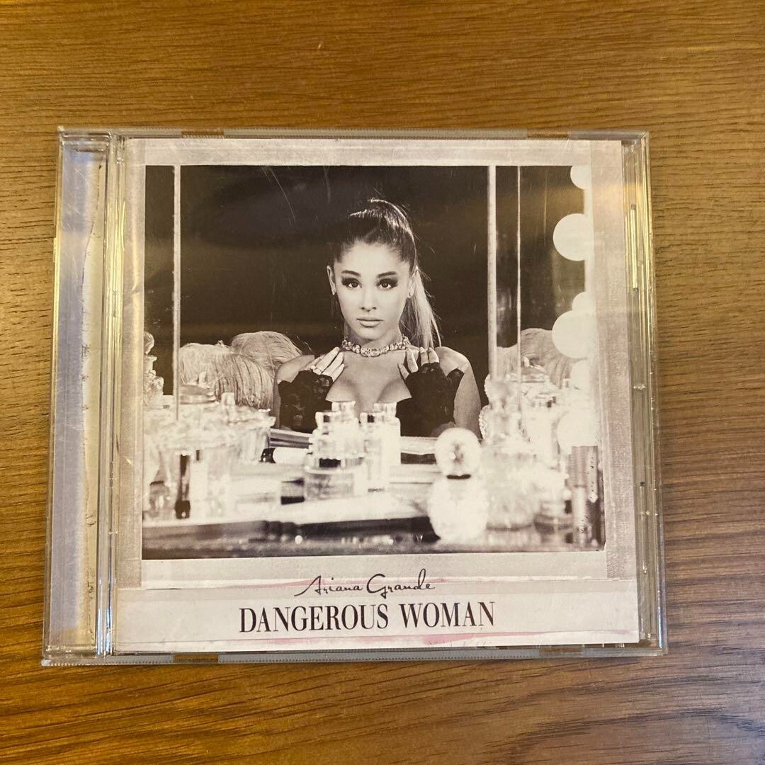 Ariana Grande Dangerous Woman CD usato in buone condizioni cantante...