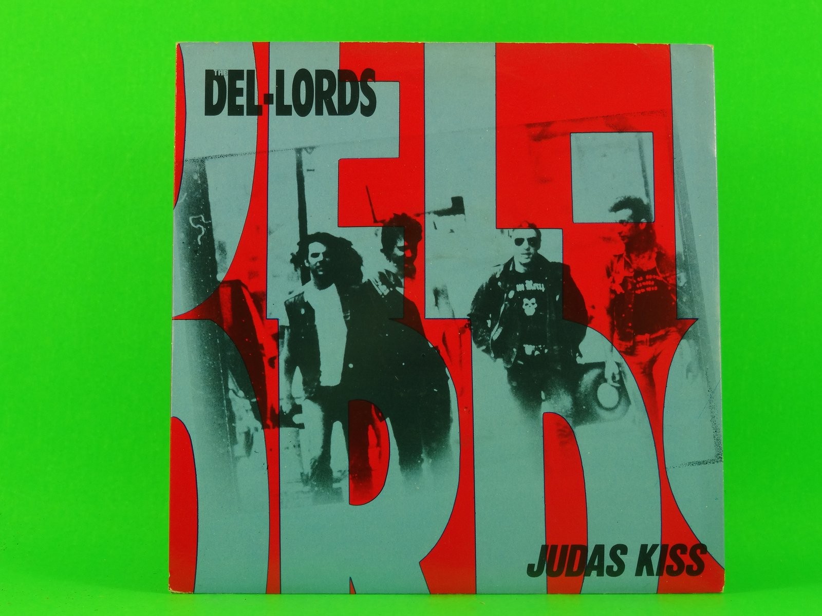 DEL LORDS JUDAS KISS (2) (137) 7" VIRGIN