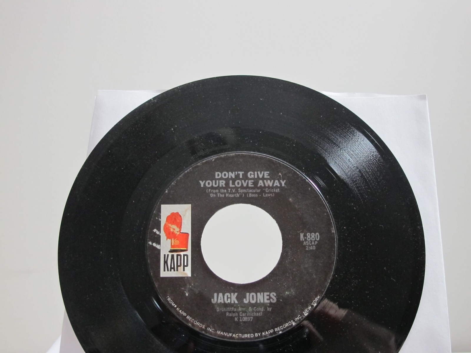 45 RECORD - JACK JONES -  DON'T GIVE YOUR LOVE AWAY