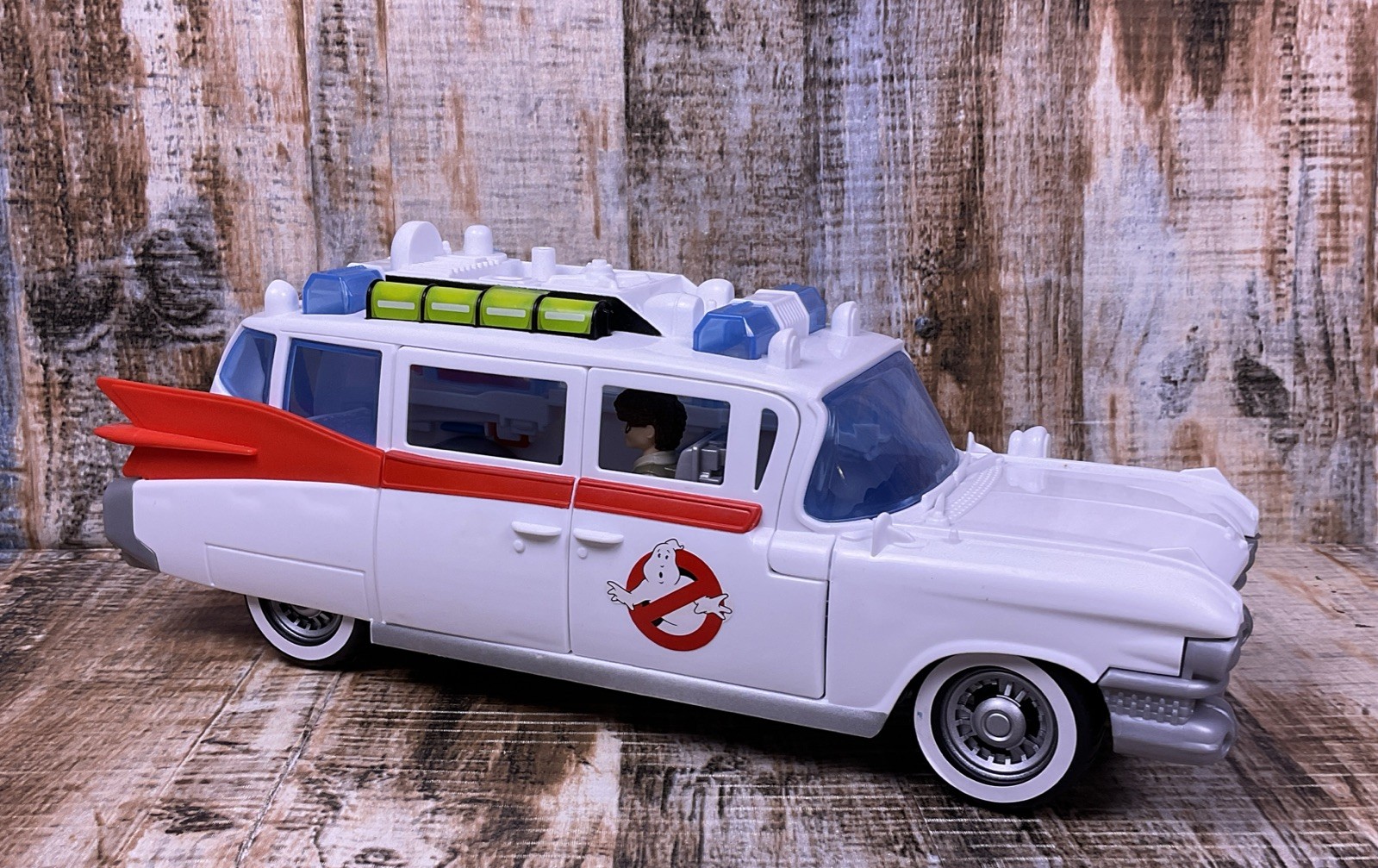 Ghostbusters Movie Ecto 1 Playset with Accessories Movie Toy 2020