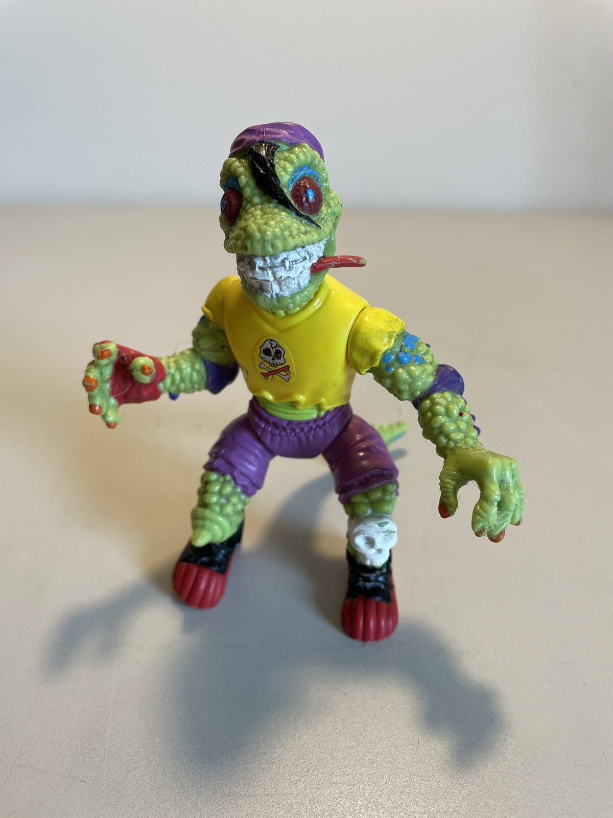 Vintage 90's Playmates 1990 TMNT Teenage Mutant Ninja Turtles MONDO GECKO figure