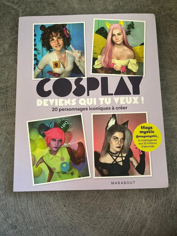 Livre cosplay mayamistic