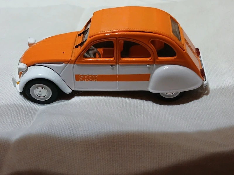 2CV orange blanc Norev pour collectionneur