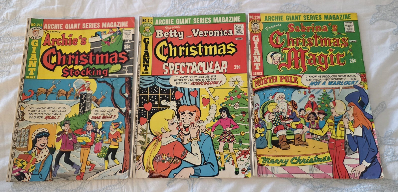 Lotto di 3 Archie's Giant Series "Christmas": #216 (VG), #217 (FN) & #220 (VG) 