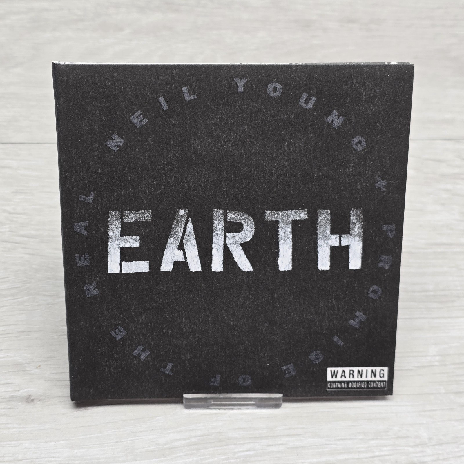 Neil Young and Promise of the Real - Earth CD 2 Disc 2016 Gatefold Cardboard VGC