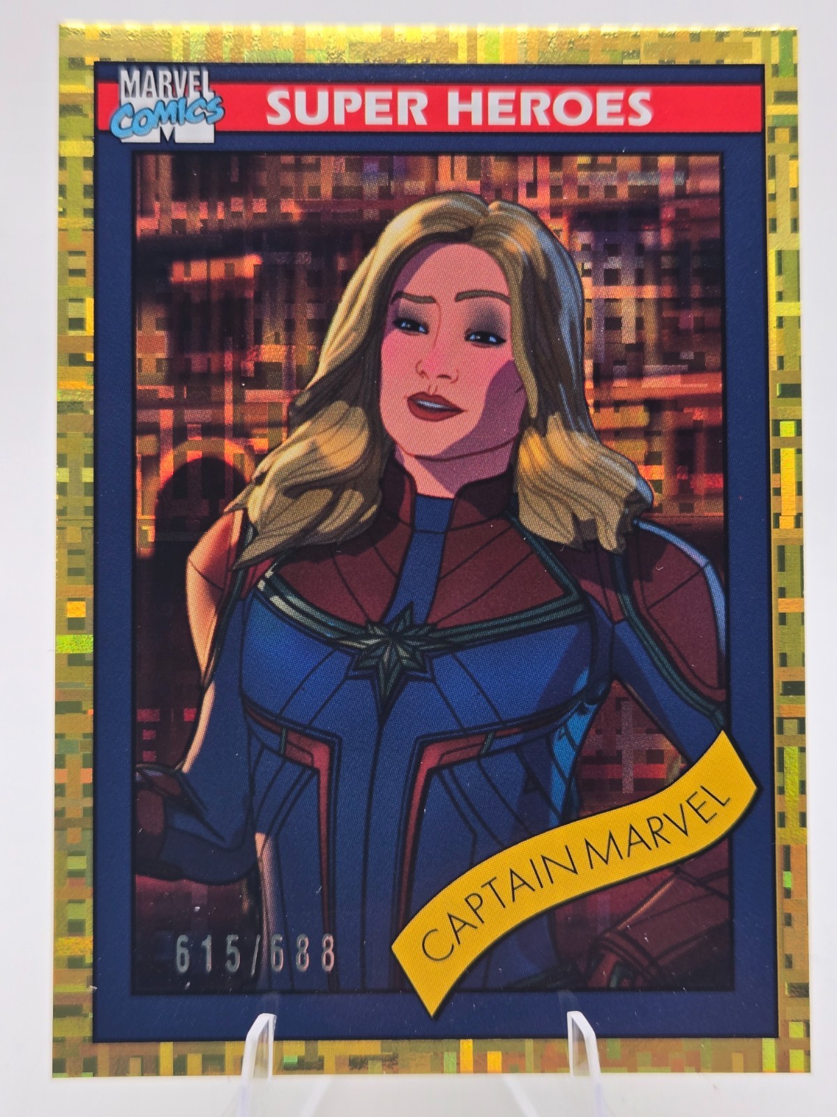 Upper Deck 2023 Marvel What If Captain 1990 Universe Dimensions Oro #/688