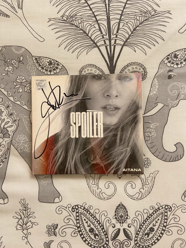 CD Spoiler Aitana firmado