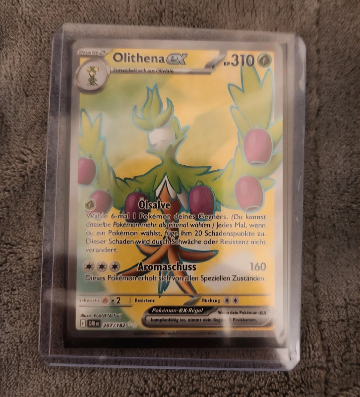 Pokemon Olithena 207/182