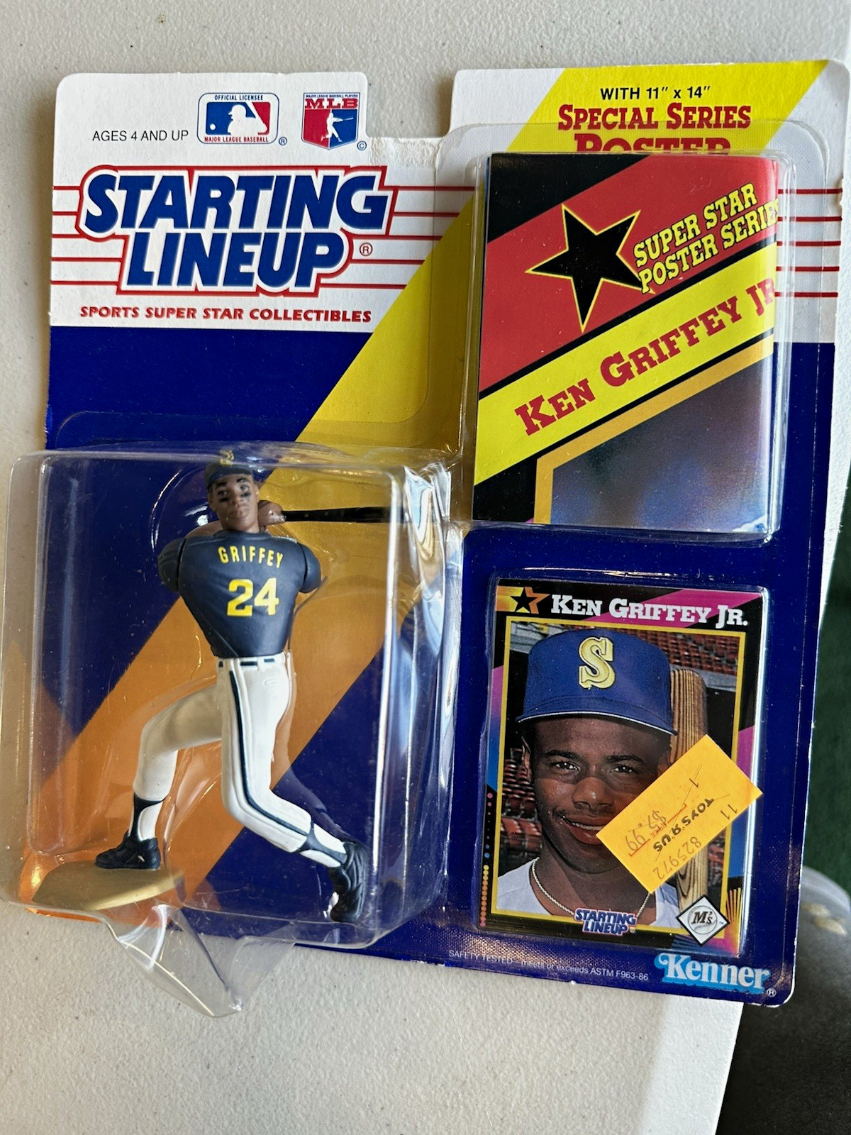 Kenner Starting Lineup 1992 Ken Griffey Jr Baseball Action Figure w/ Card Poster