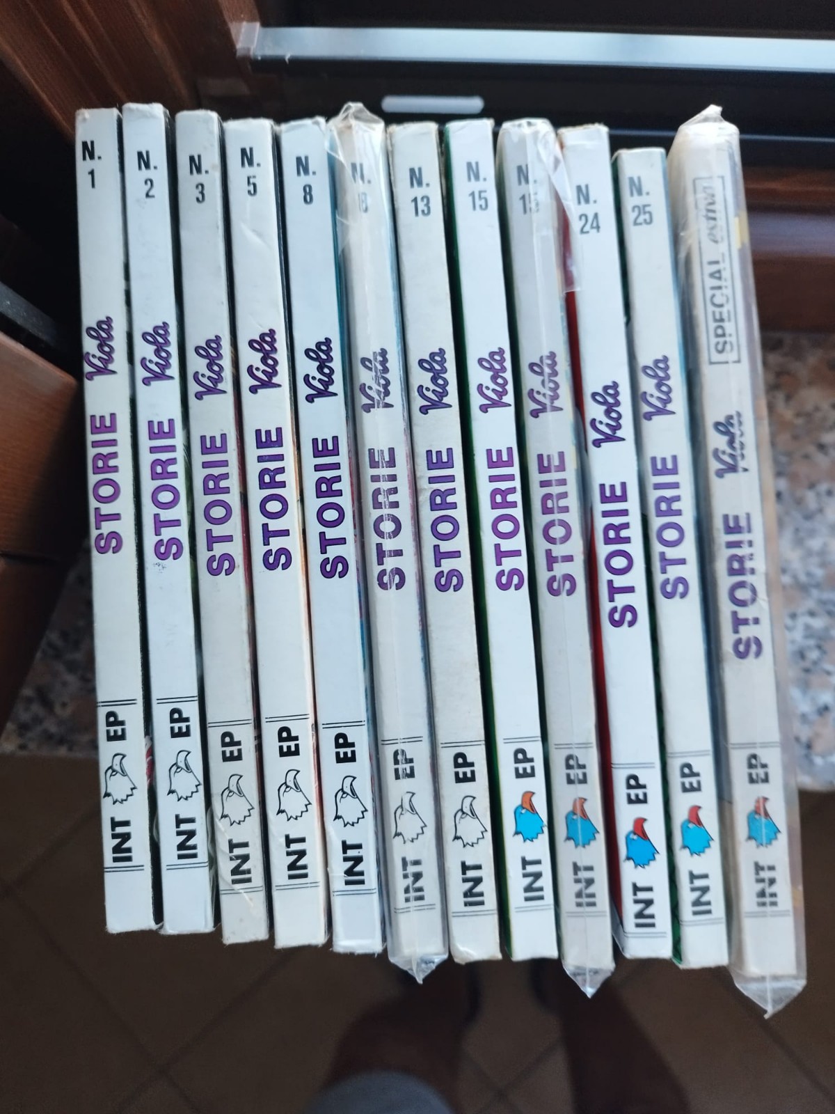 STORIE VIOLA, LOTTO DI 12 NUMERI DI CUI 2 DOPPI, IN OTTIME CONDIZIONI.