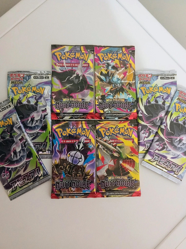 Lot 8 Boosters Pokémon : 4x Méga-Évolution Nuit Noire FR + 4x Japonais (Scellés).