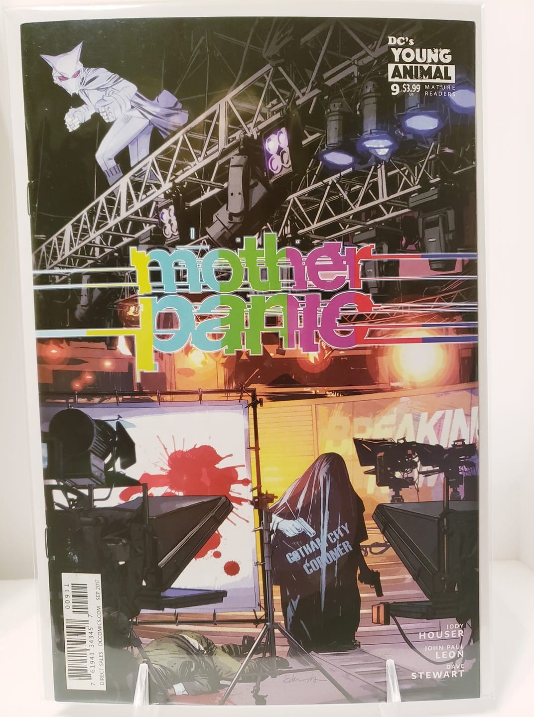 24365: DC COMICS MOTHER PANIC #1 grado quasi nuovo