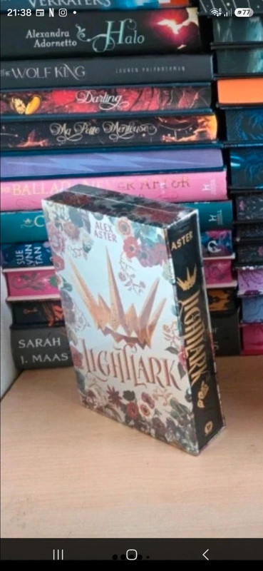 Lightlark collectors edition sealed