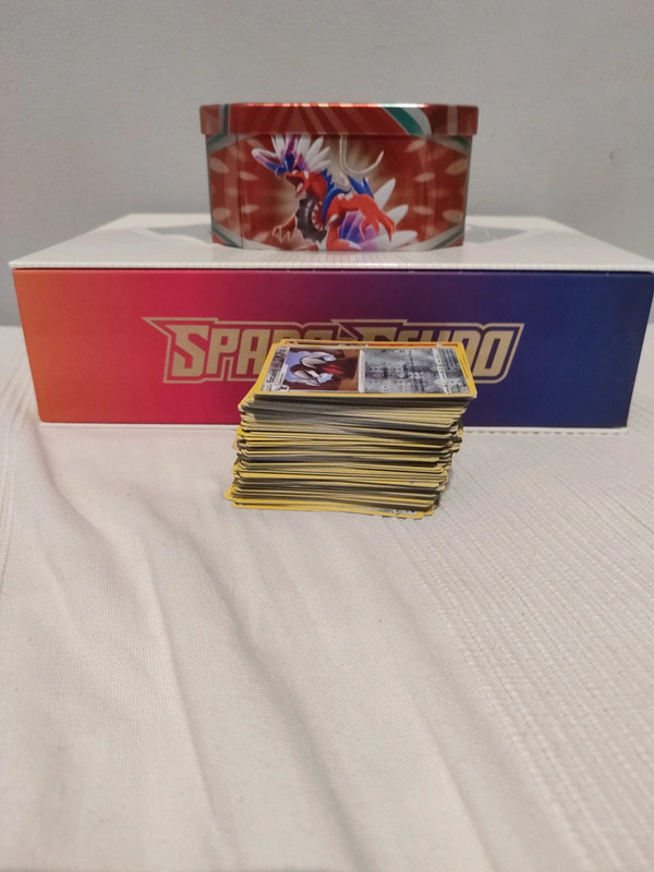 Lotto Carte Pokémon Comuni/Non Comuni – Circa 180 Carte – Ottime per Collezione