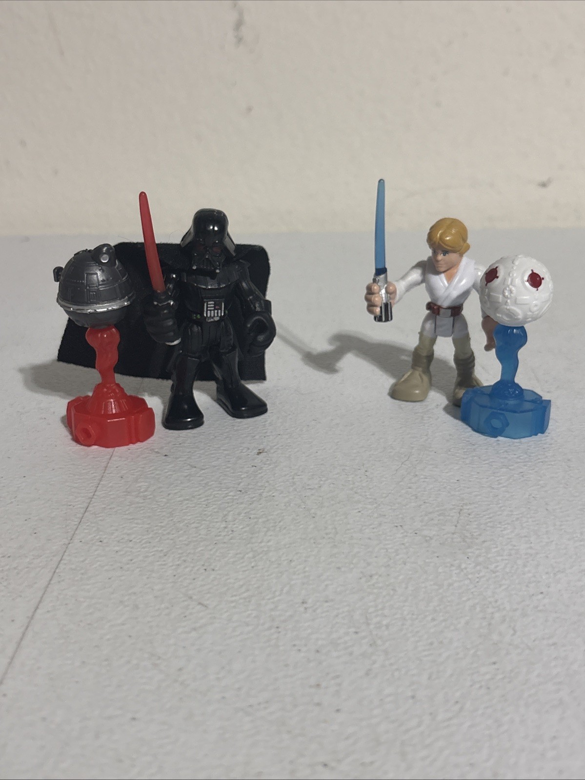 STAR WARS - LUKE SKYWALKER And Darth VADER IMAGINEXT 2011-2014 2 Accessories