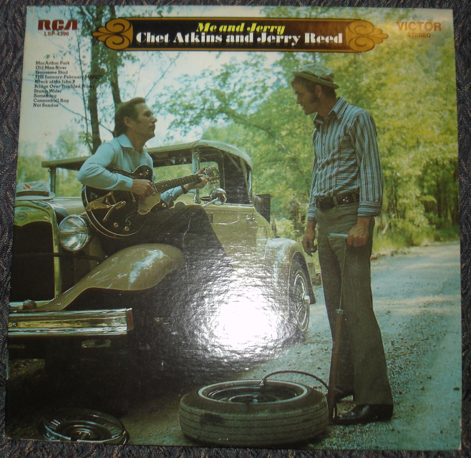 CHET ATKINS/JERRY REED 1970 LP ME & JERRY  RCA LSP-4396  VinylRecord