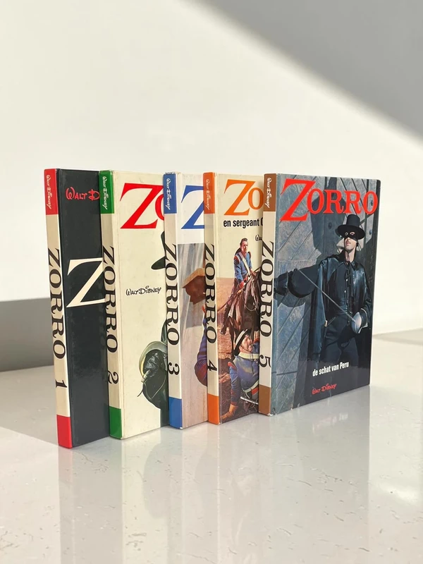 Set - 5 boekenreeks Zorro - Steve Frazee/Jesse Fox Walt Disney 1967