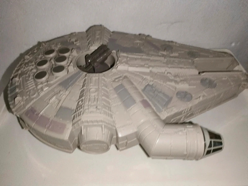 Vaisseau star wars Micromachines  Faucon Millenium