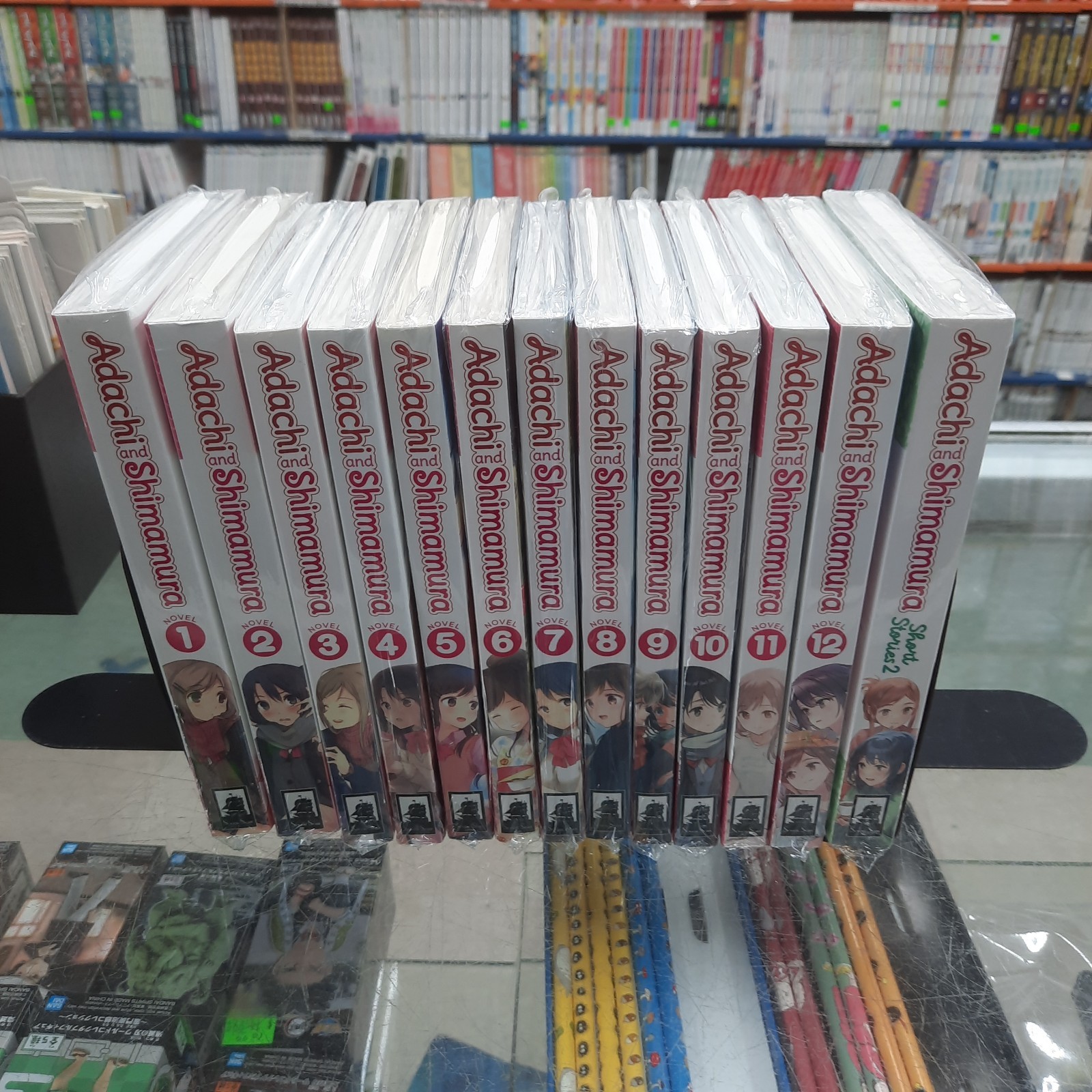 Adachi e Shimamura Vol. 1-12 e Side Story light novel inglese