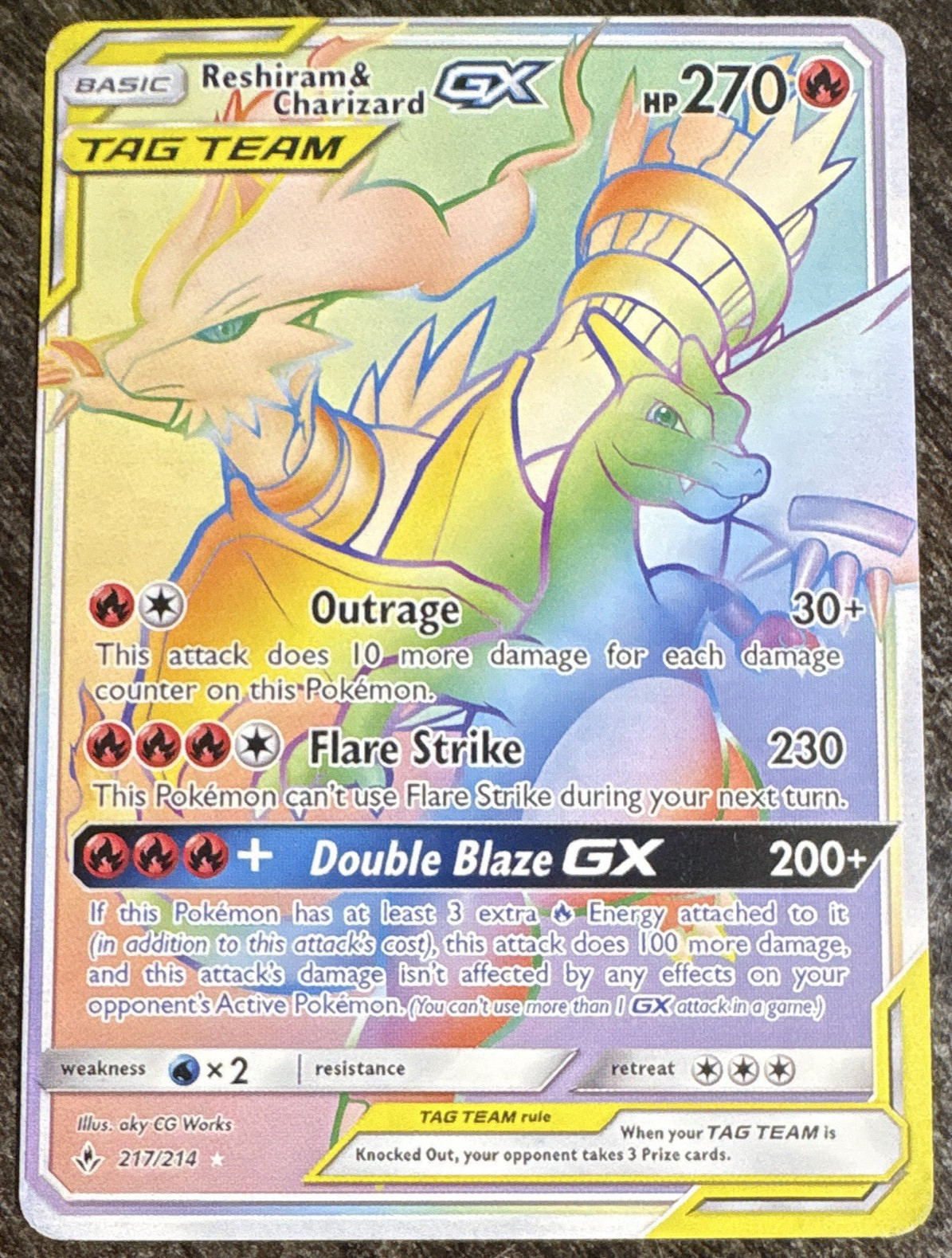 Reshiram & Charizard GX 217/214 Secret rara arte completa