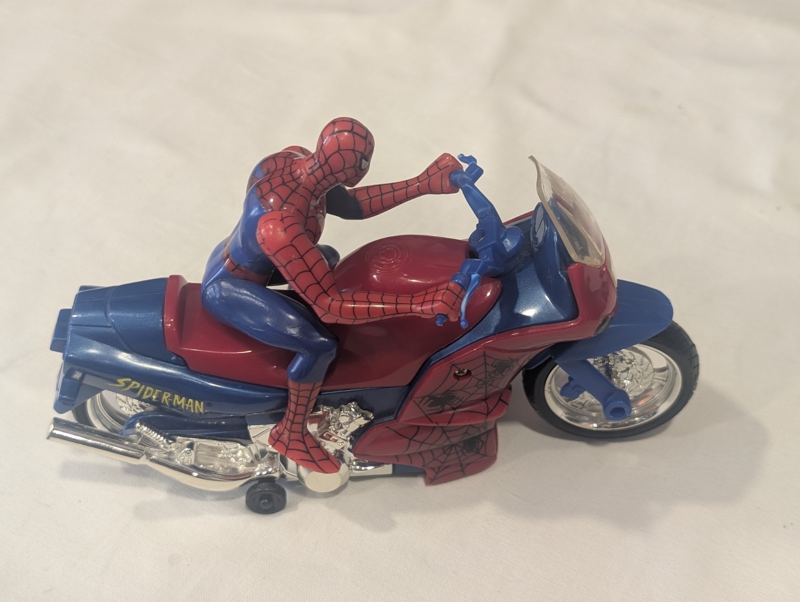 Spider-man Bump N' Go Cycle/ Motorcycle and Figure 2001 Tested 100% Functional
