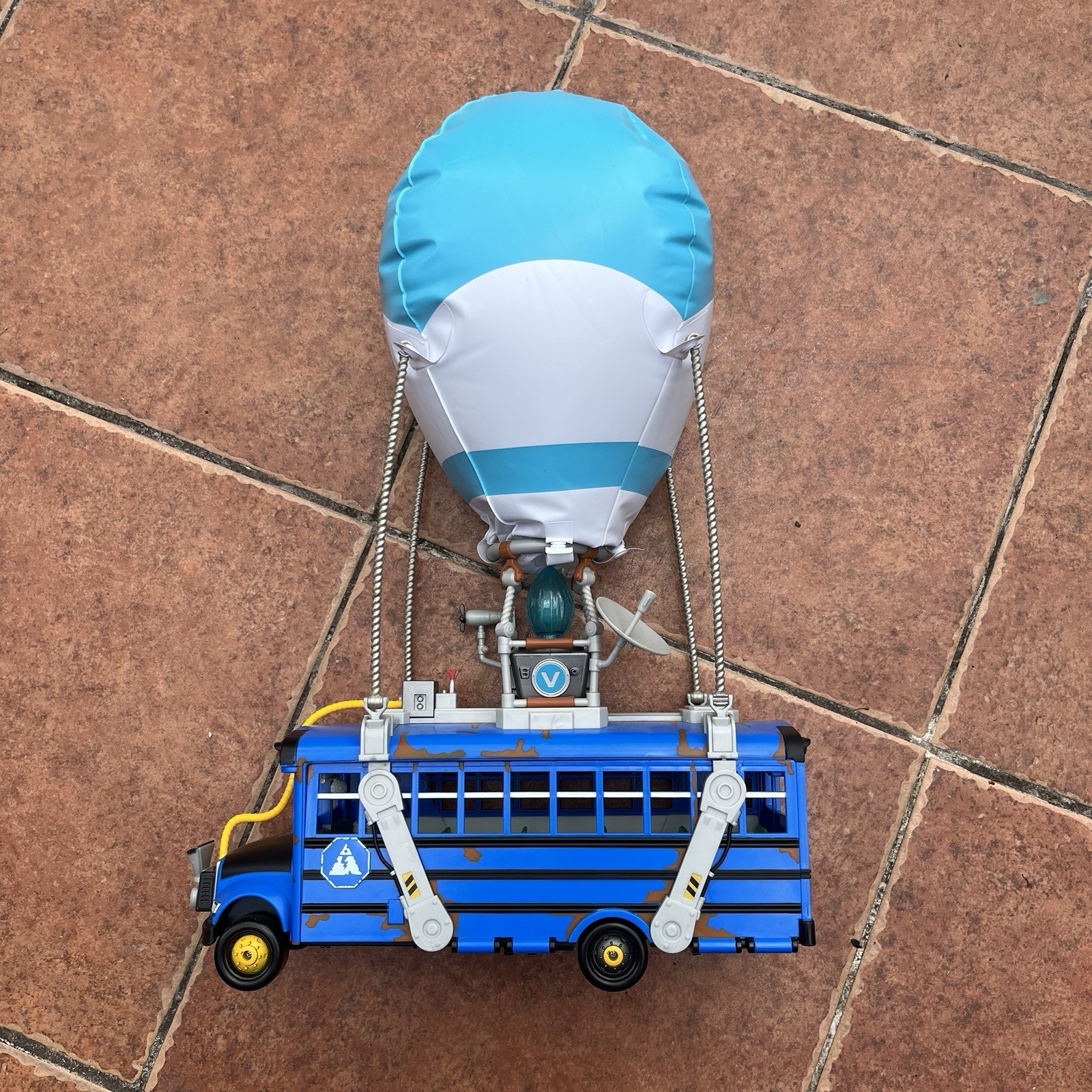 Fortnite 14" Deluxe Battle Bus Inflatable Balloon Lights Sounds WORKING TESTED