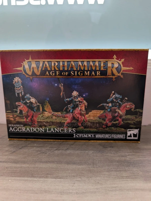 Warhammer Age of Sigmar  Seraphon Aggradon Lancers