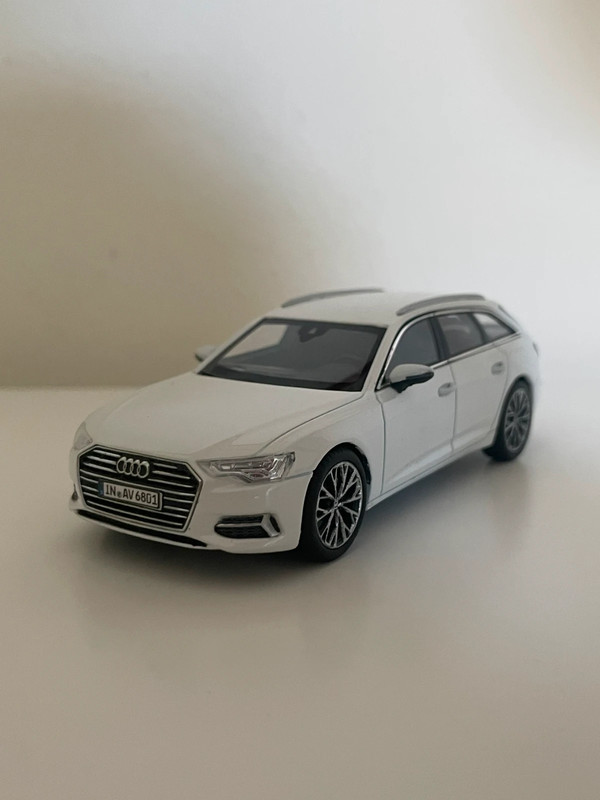Audi A6 - iScale 1:43