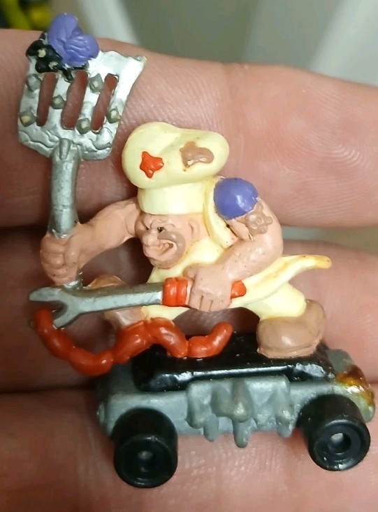 Vintage 1991 Savage Mondo Blitzers Shishke Bob Crazy Eights Gang Kenner