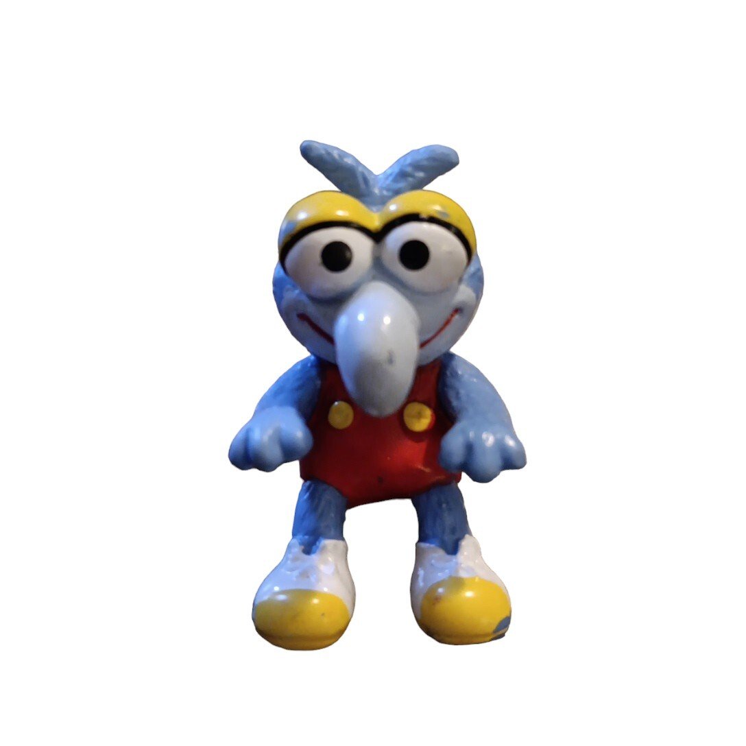 Gonzo Vintage 1986 Muppet Babies Figure Baby PVC Statuina Seduta Blu Rosso 1,75"