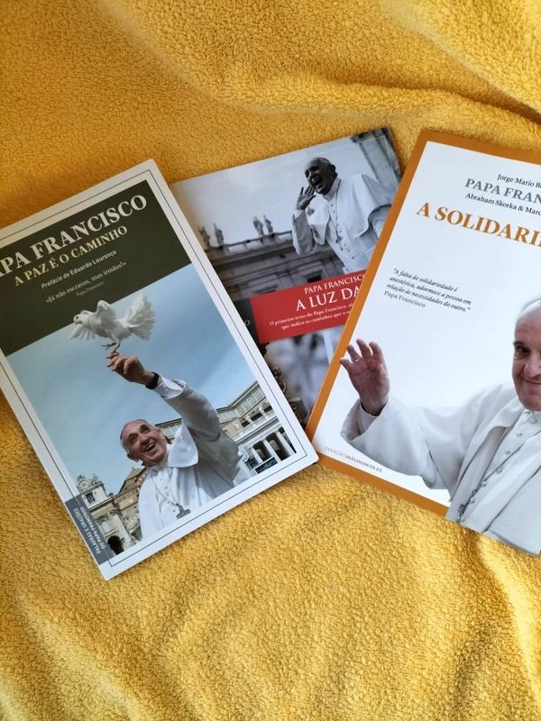 3 livros Papa Francisco