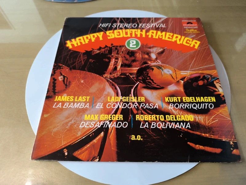 Disque 33T Happy south america