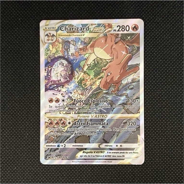 Nintendo Pokémon TCG lotto 3carte ITA Charizard V/Vmax SWSH260 Foil 261 e 262
