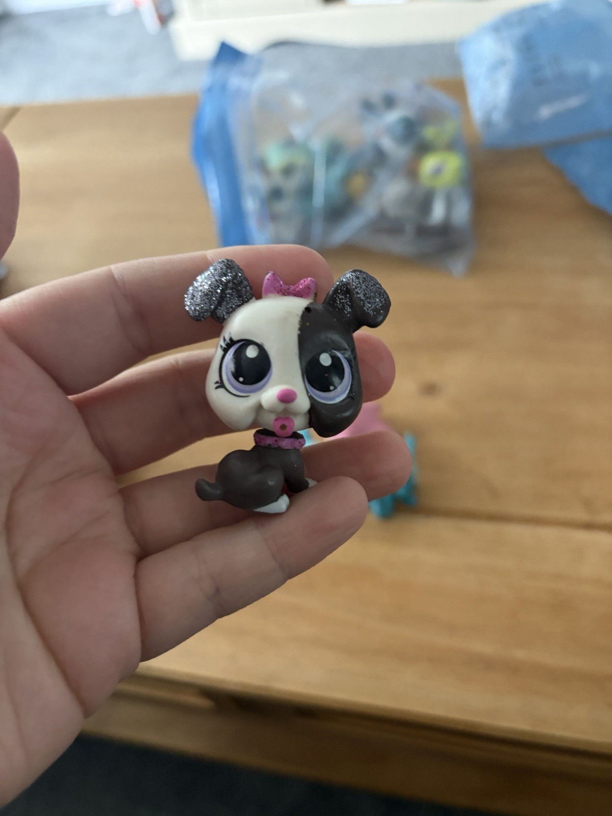 Littlest Pet Shop 4080 Bulldog Brunela Wagmire cane glitter animali domestici marrone bianco LPS
