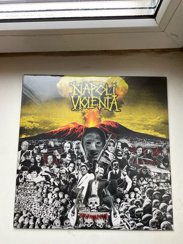 Platte von Napoli Violenta