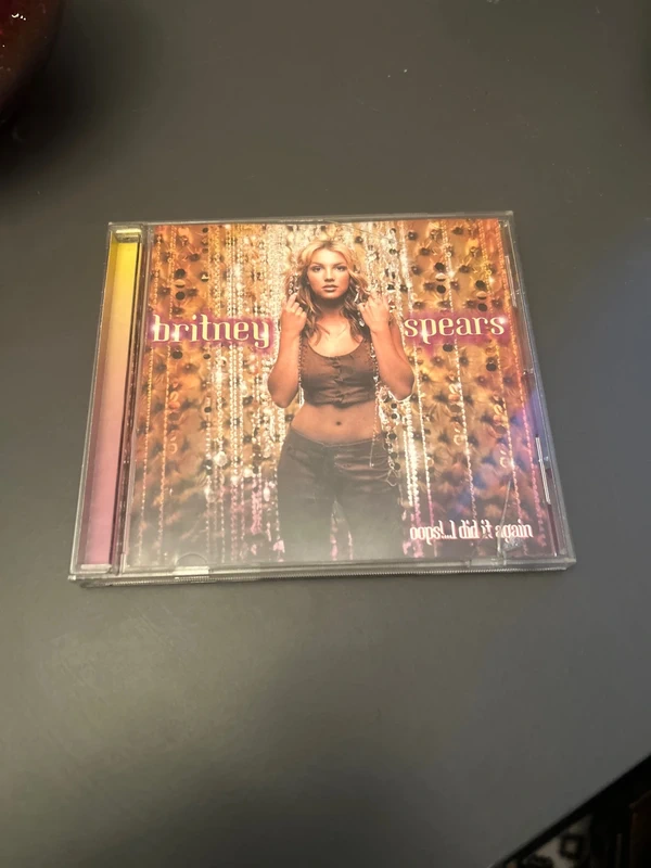 Title: Britney Spears Oops I Did It Again CD 2000