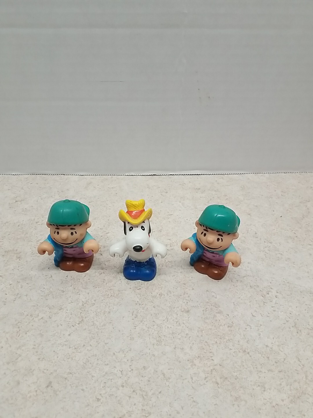 snoopy e 2 giocattoli contadini Linus vintage del 1966