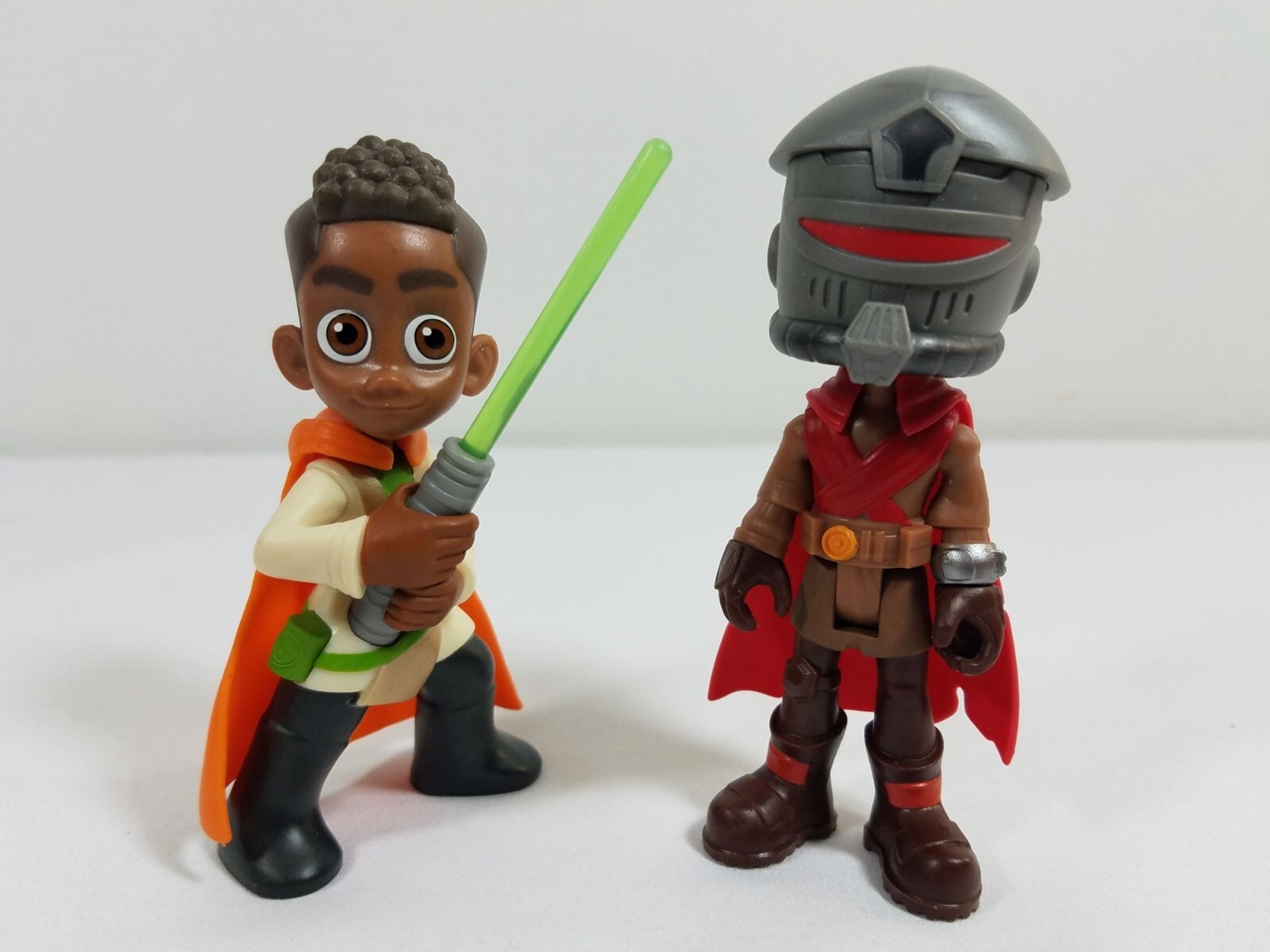 Young Jedi Adventures Kai Brightstar & Taborr Figures With Pop-Up Lightsaber